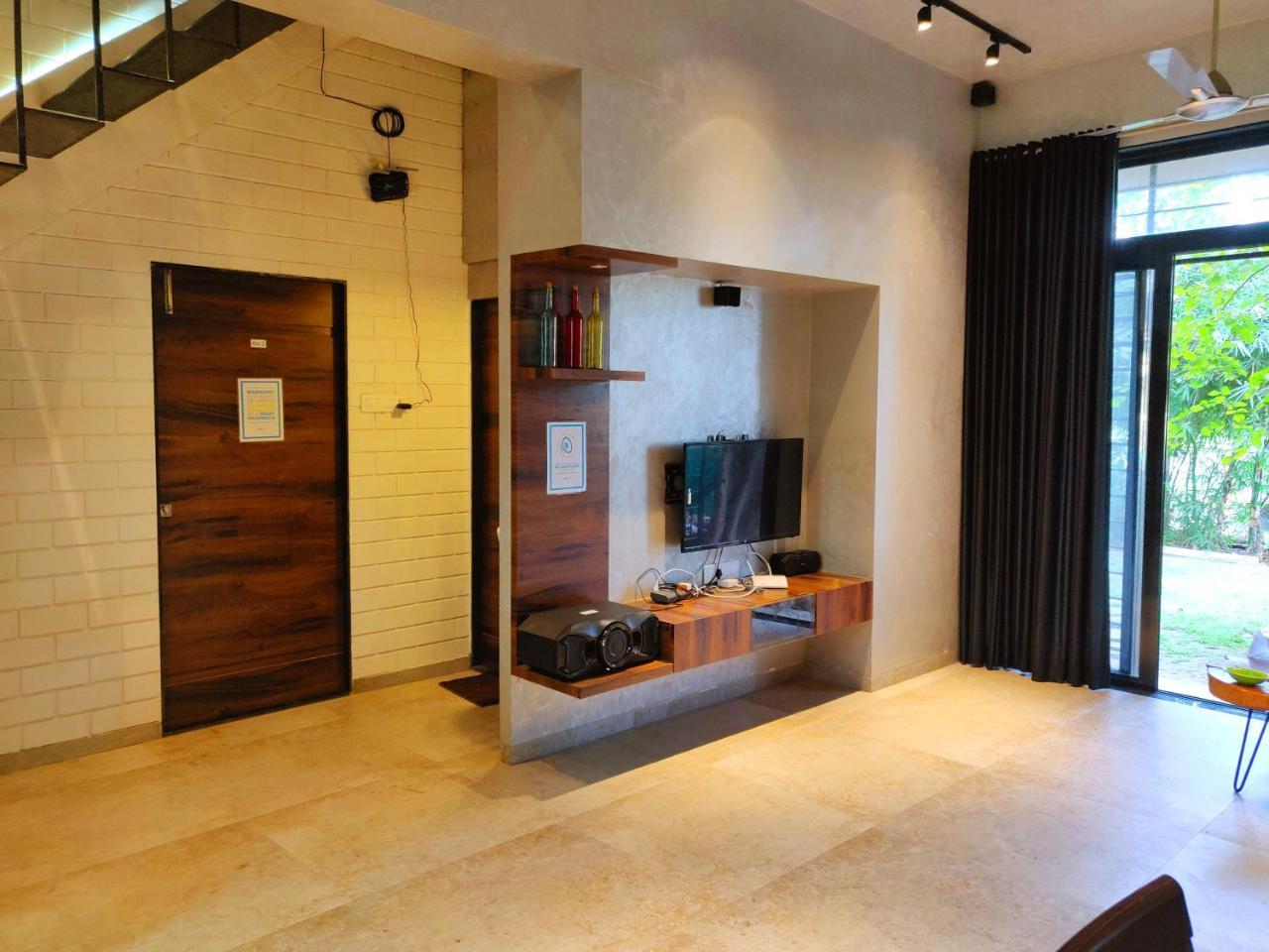 Cozy Stays - Tranquil Times Lonavla Exterior foto